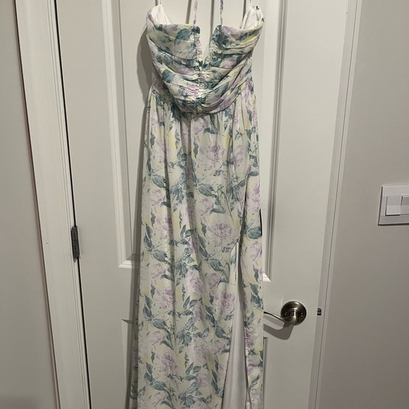 Lulus Effortlessly Abloom Green Multi Floral Ruched Halter Maxi Dress - Picture 2 of 6